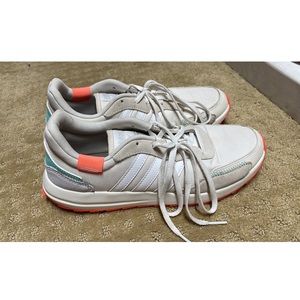 Womens Adidas Size 8